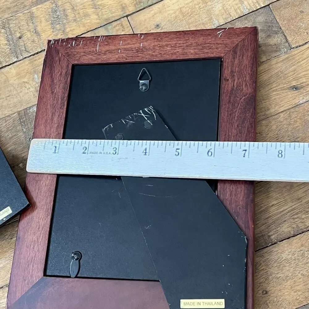 Set of 3 Wooden Picture Frames Different Sizes Red Brown Curved Edge